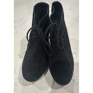 Crocs Leigh Wedge‎ Black Suede Ankle Boots Womens Sz 6.5 Dual Comfort Chic Boot